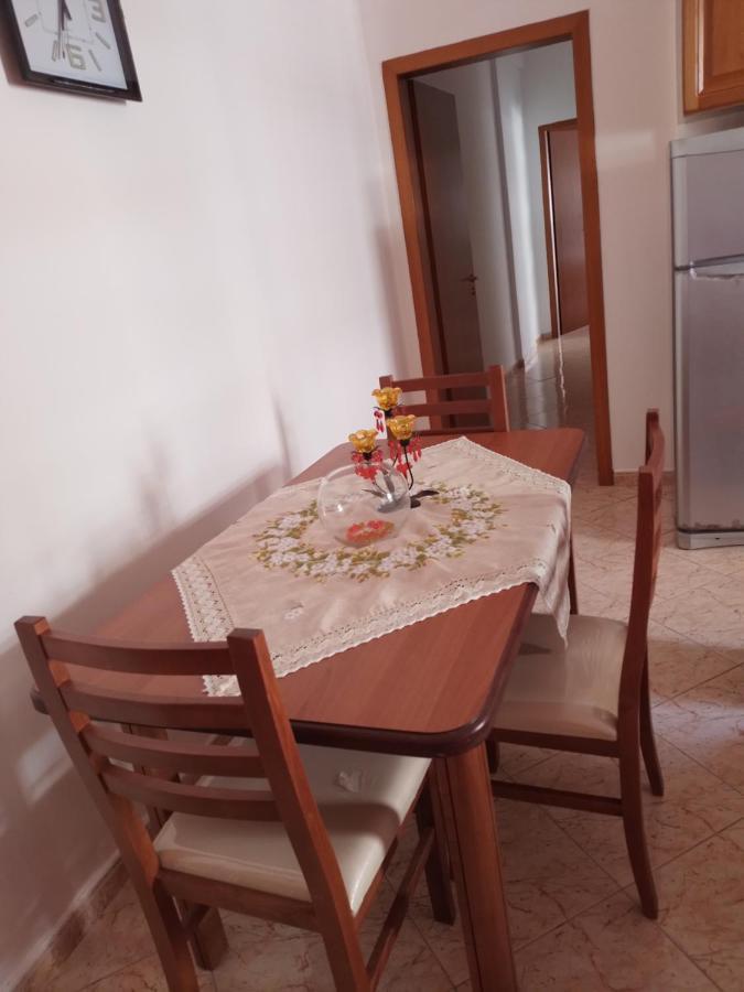 Home Vlorë Exteriör bild